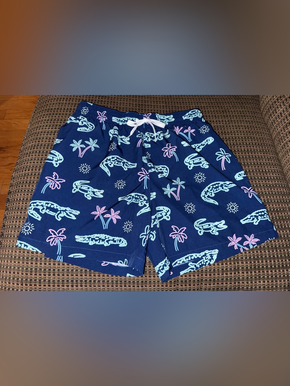 Men’s Chubbies The Neon Glades Swim Shorts Sz Large